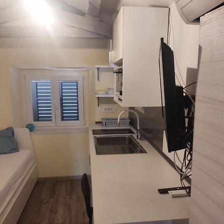 Silvo Apartments Capodistria Esterno foto