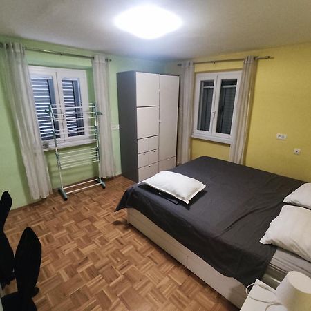 Silvo Apartments Capodistria Esterno foto