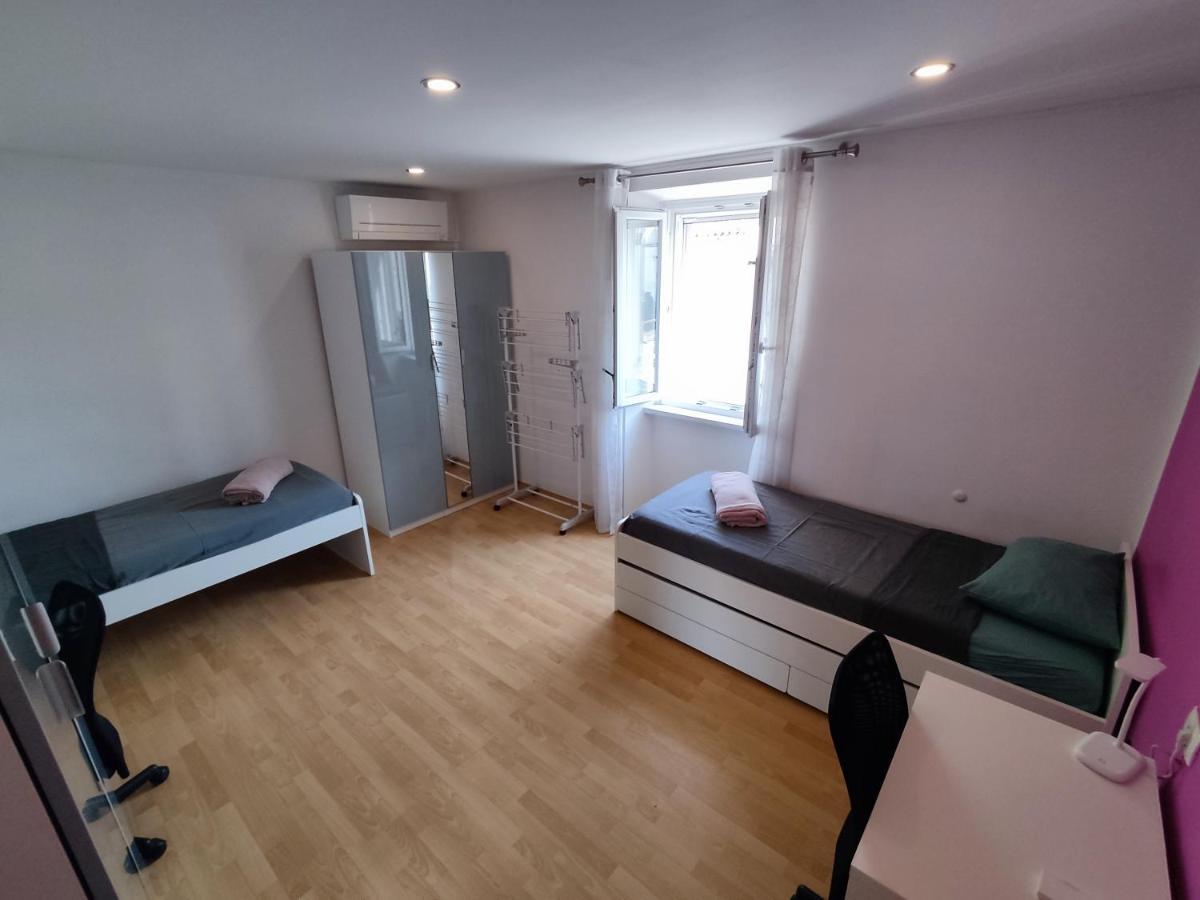 Silvo Apartments Capodistria Esterno foto
