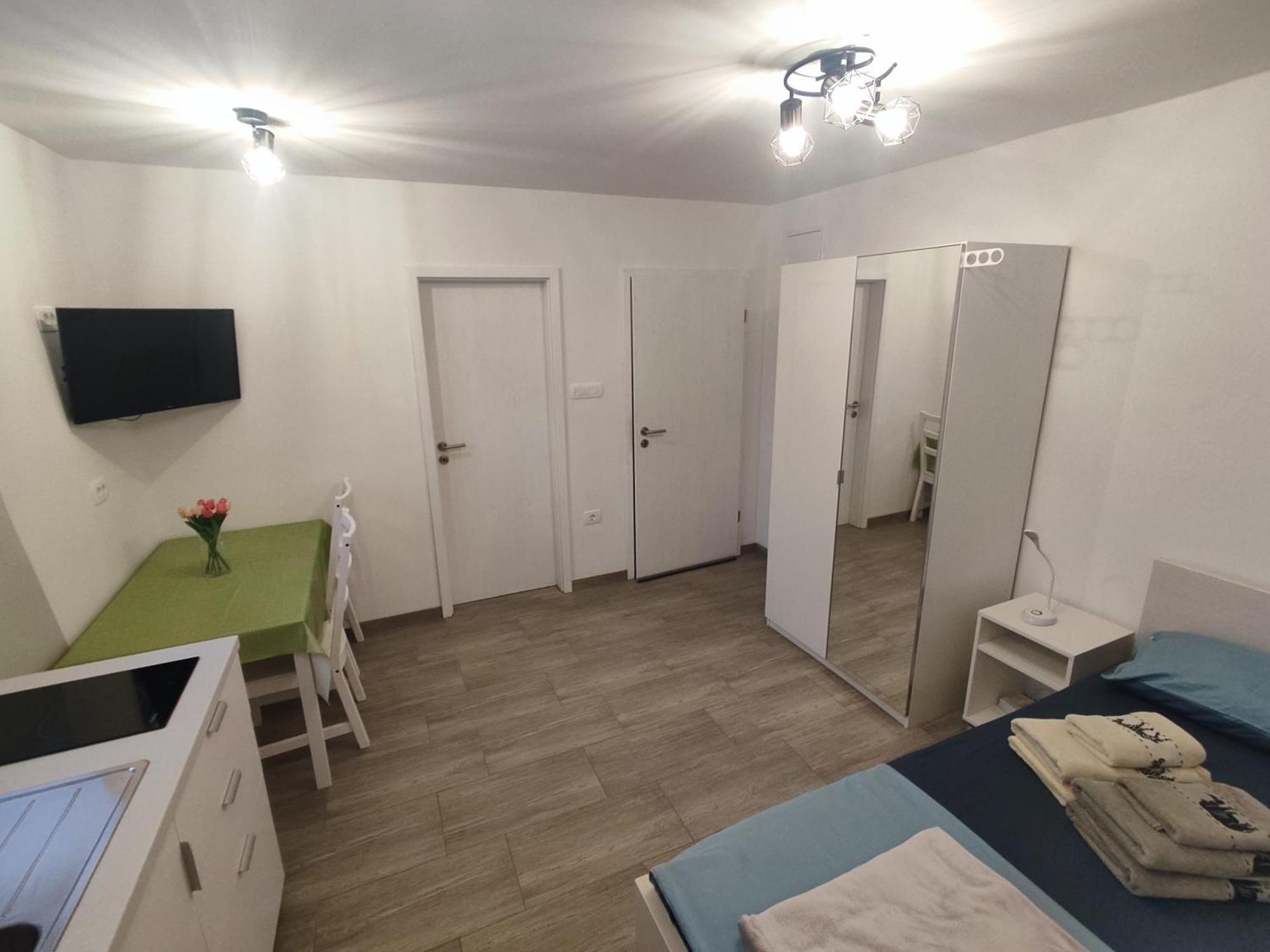 Silvo Apartments Capodistria Esterno foto